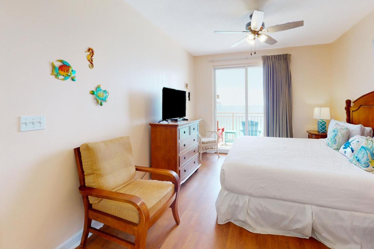 Sterling Reef 1104 Apartment